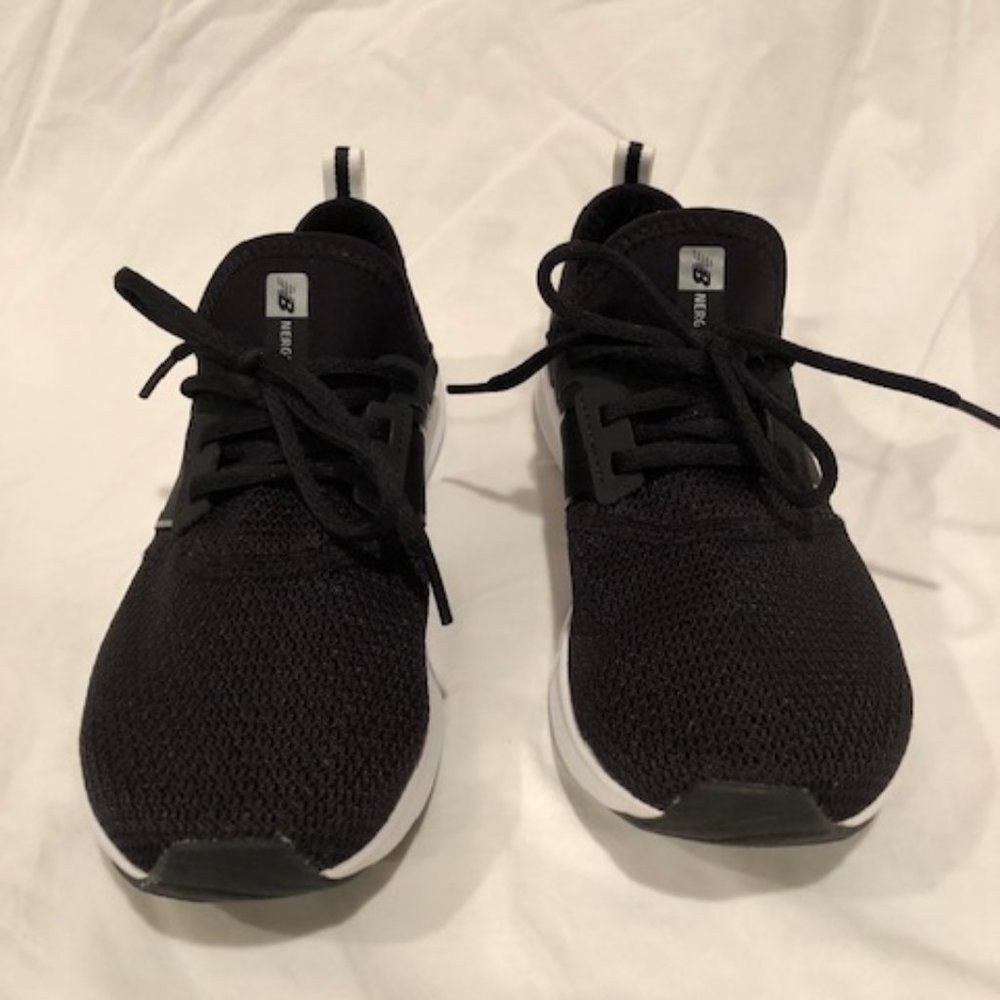 New Balance Sneakers, size 6